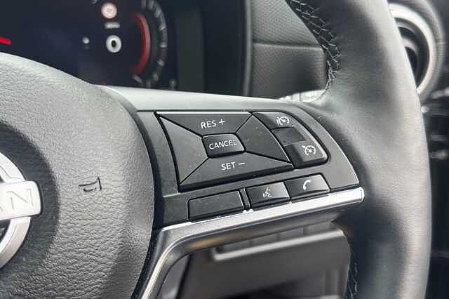 Nissan Juke 1.6 (143ps) Hybrid N-Connecta Auto