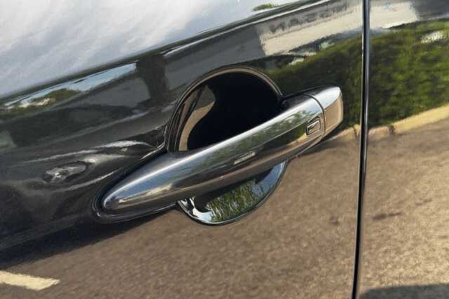Nissan Qashqai 1.3 DIG-T (160ps) N-Connecta
