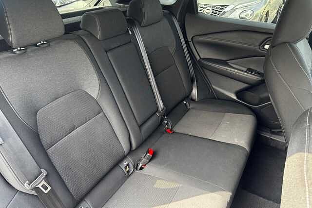 Nissan Qashqai 1.3 DIG-T (160ps) N-Connecta