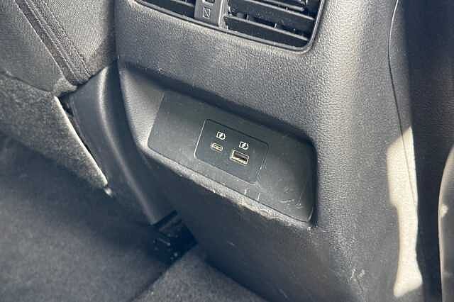 Nissan Qashqai 1.3 DIG-T (160ps) N-Connecta