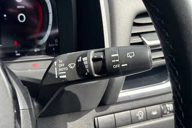 Nissan Qashqai 1.3 DIG-T (160ps) N-Connecta