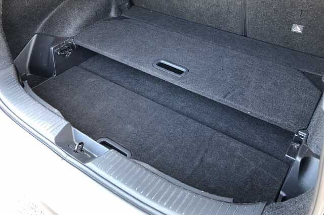 Nissan Qashqai Hatchback 1.3 DiG-T MH 158 N-Connecta 5dr 4WD Xtronic