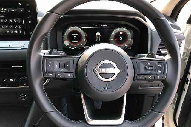 Nissan Qashqai Hatchback 1.3 DiG-T MH 158 N-Connecta 5dr 4WD Xtronic