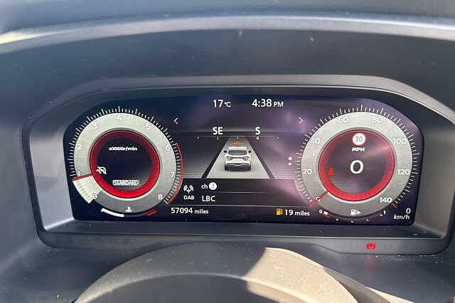 Nissan Qashqai 1.3 DIG-T 140ps Premiere Edition