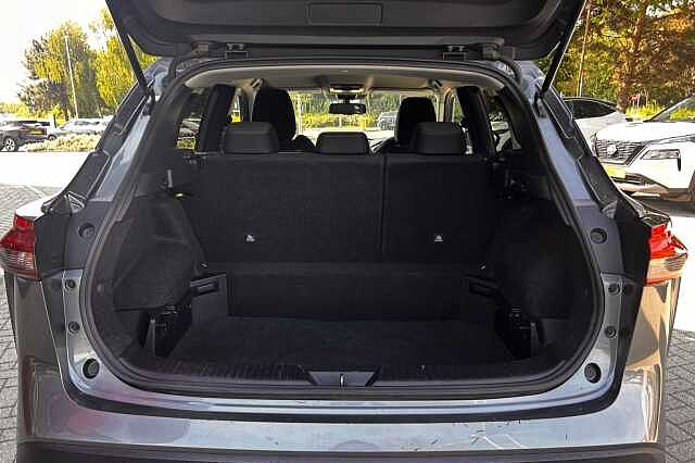 Nissan Qashqai 1.3 DIG-T ( 140ps ) 2021MY N-Connecta