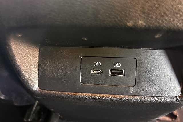 Nissan Qashqai 1.3 DIG-T ( 140ps ) 2021MY N-Connecta