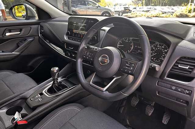 Nissan Qashqai 1.3 DIG-T ( 140ps ) 2021MY N-Connecta