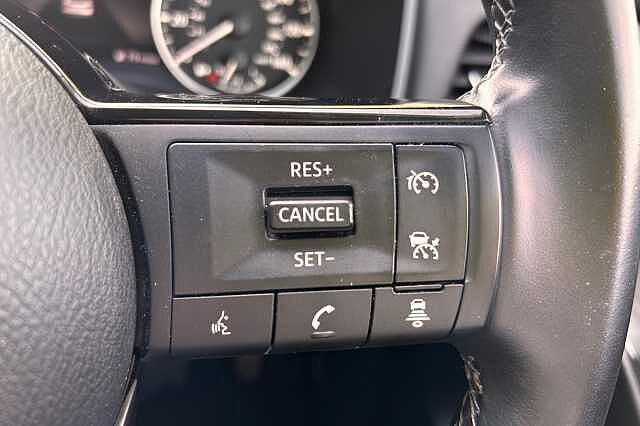 Nissan Qashqai 1.3 DIG-T ( 140ps ) 2021MY N-Connecta