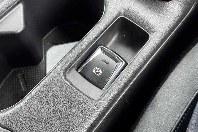Nissan Leaf E (110kw) Tekna (39kWh) 5 Dr Hatchback