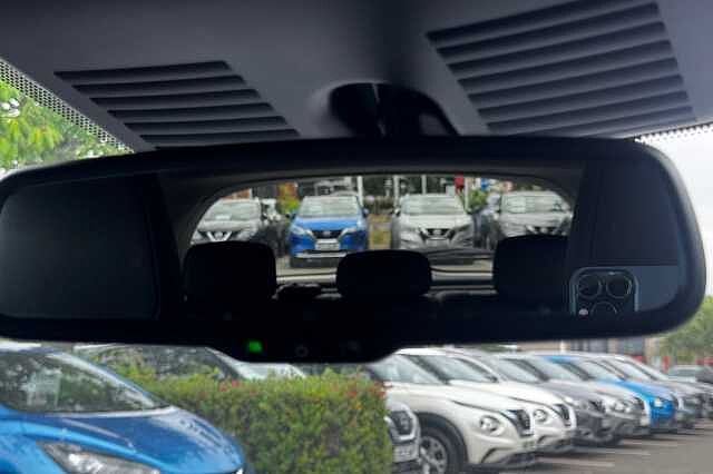 Nissan Leaf E (110kw) Tekna (39kWh) 5 Dr Hatchback