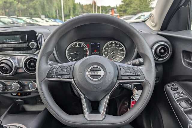 Nissan Juke 1.0 DiG-T 114 Visia 5dr