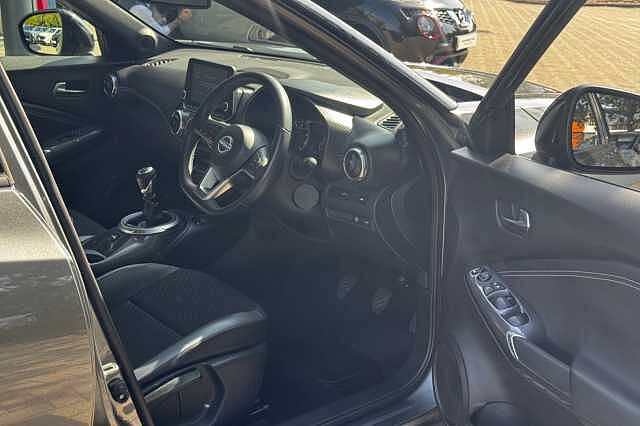 Nissan Juke 1.0 DiG-T 114 N-Connecta 5dr
