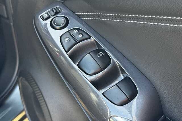 Nissan Juke 1.0 DiG-T 114 N-Connecta 5dr