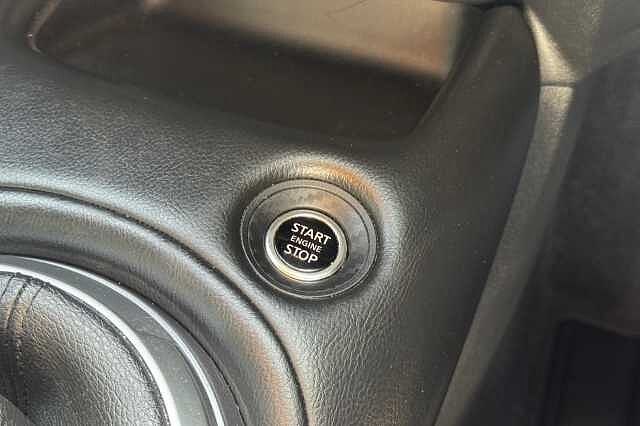 Nissan Juke 1.0 DiG-T 114 N-Connecta 5dr