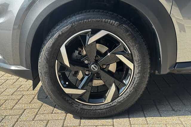 Nissan Juke 1.0 DiG-T 114 N-Connecta 5dr