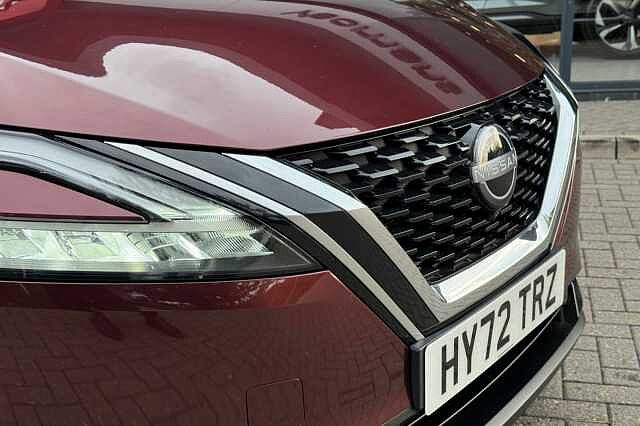 Nissan Qashqai 1.3 DiG-T MH Tekna 5dr