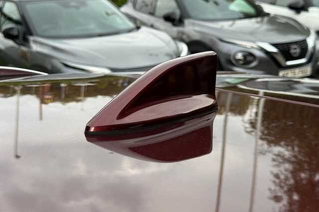 Nissan Qashqai 1.3 DiG-T MH Tekna 5dr