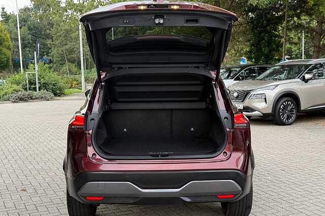 Nissan Qashqai 1.3 DiG-T MH Tekna 5dr