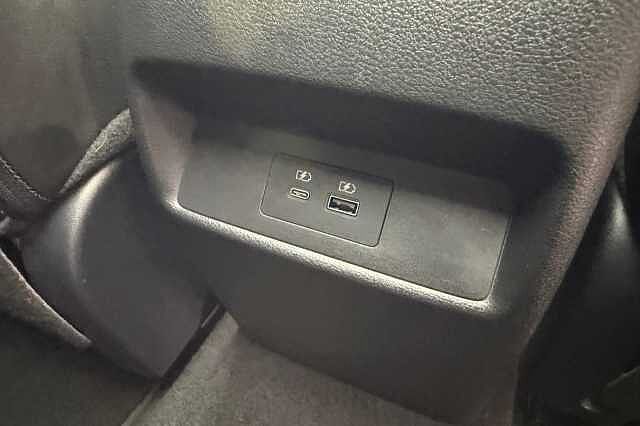 Nissan Qashqai 1.3 DiG-T MH Tekna 5dr