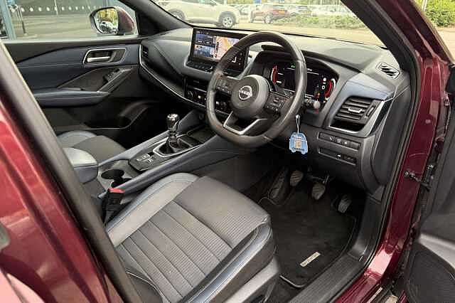 Nissan Qashqai 1.3 DiG-T MH Tekna 5dr