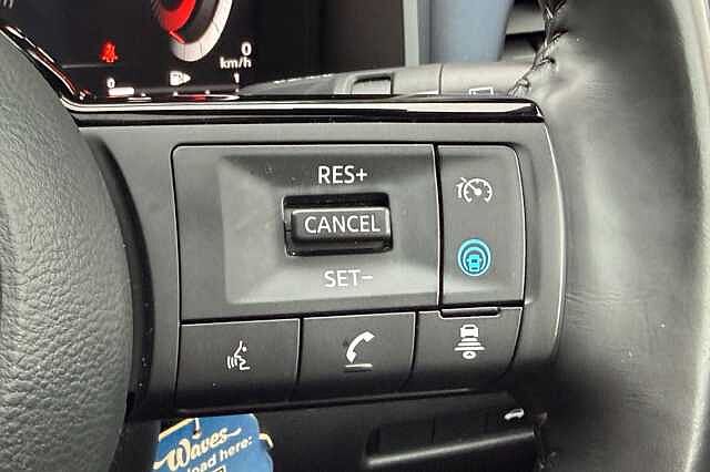 Nissan Qashqai 1.3 DiG-T MH Tekna 5dr