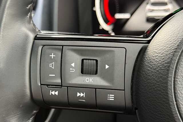 Nissan Qashqai 1.3 DiG-T MH Tekna 5dr