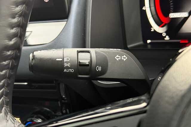 Nissan Qashqai 1.3 DiG-T MH Tekna 5dr