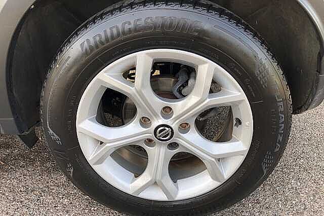 Nissan Juke 1.0 DiG-T 114 N-Connecta 5dr