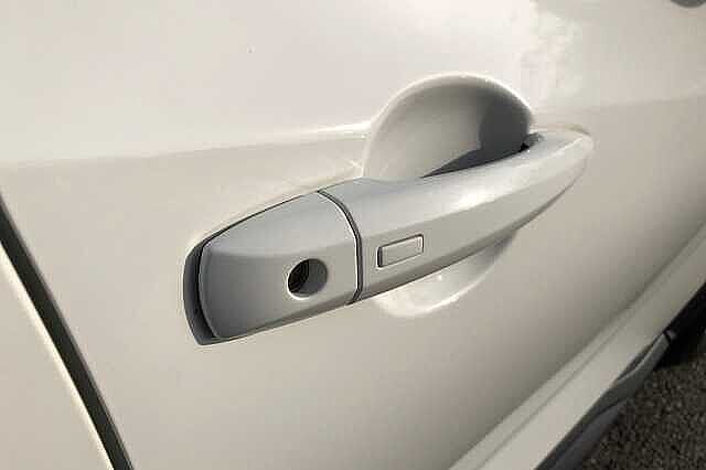 Nissan Juke 1.0 DiG-T 114 N-Connecta 5dr