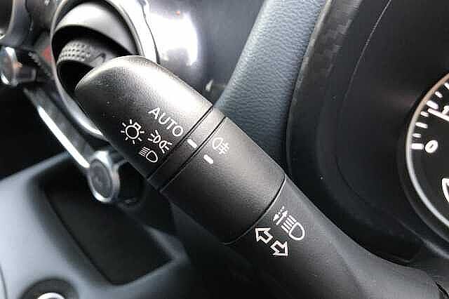 Nissan Juke 1.0 DiG-T 114 N-Connecta 5dr