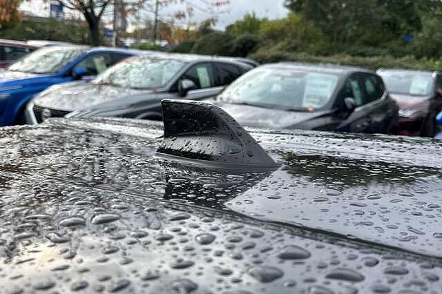 Nissan Juke 1.0 DiG-T 114 N-Connecta 5dr