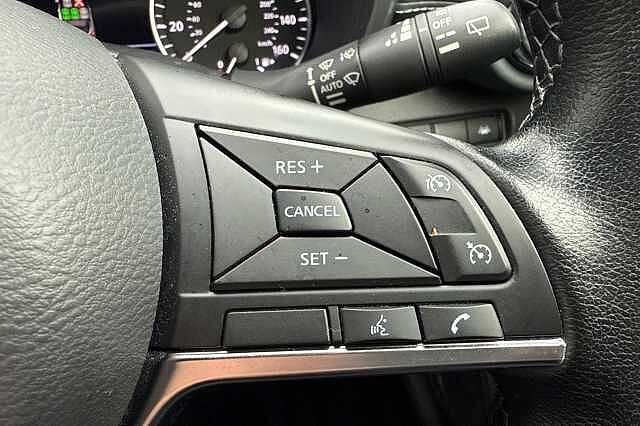 Nissan Juke 1.0 DiG-T 114 N-Connecta 5dr