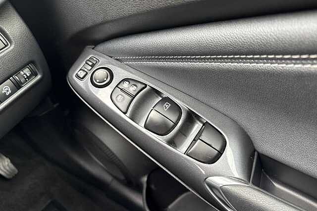 Nissan Juke 1.0 DiG-T 114 N-Connecta 5dr