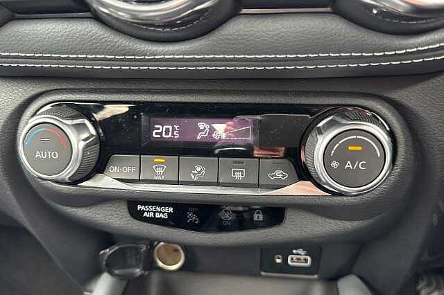 Nissan Juke 1.0 DiG-T 114 N-Connecta 5dr