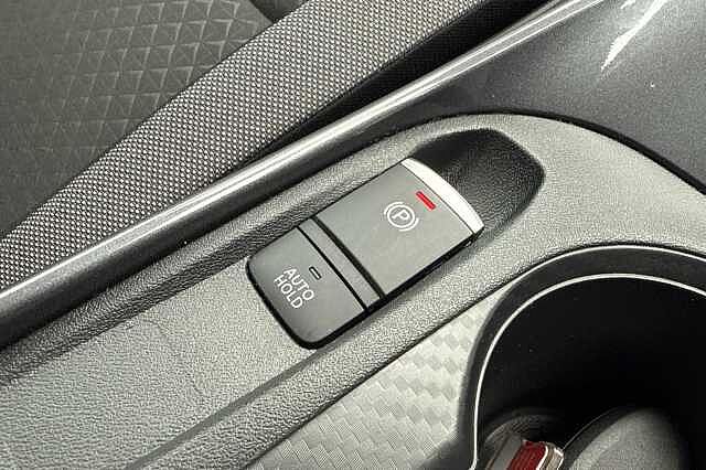 Nissan Juke 1.0 DiG-T 114 N-Connecta 5dr