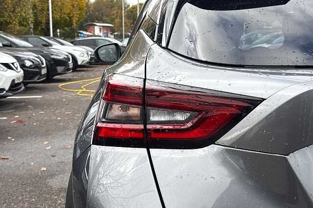 Nissan Juke 1.0 DiG-T 114 N-Connecta 5dr