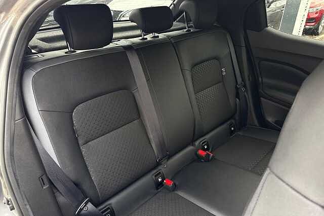 Nissan Juke 1.0 DiG-T 114 N-Connecta 5dr