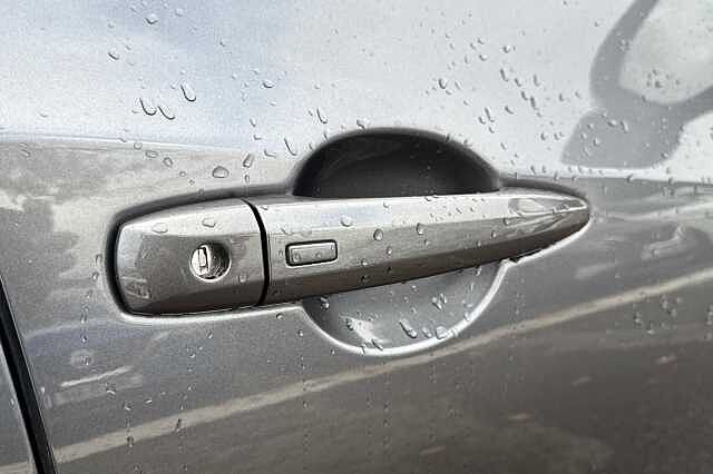 Nissan Juke 1.0 DiG-T 114 N-Connecta 5dr