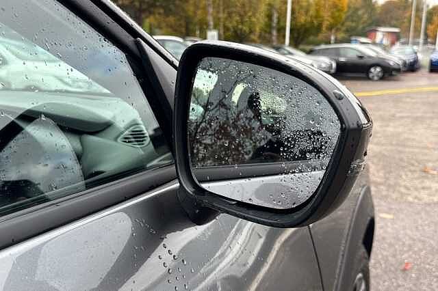 Nissan Juke 1.0 DiG-T 114 N-Connecta 5dr