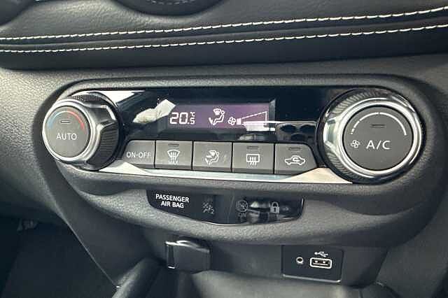 Nissan Juke 1.0 DiG-T 114 N-Connecta 5dr