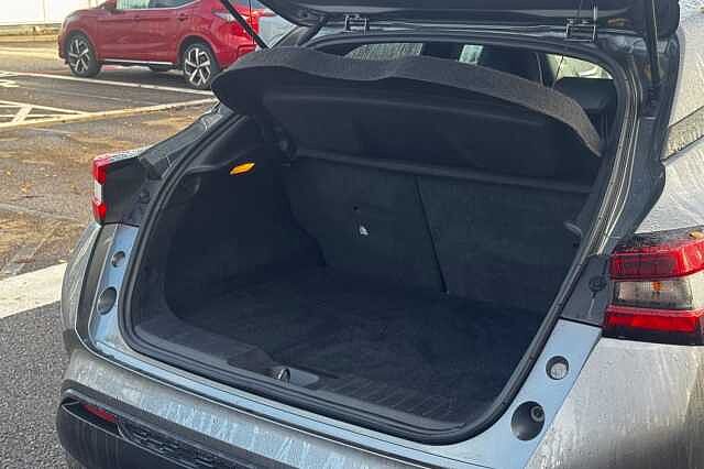 Nissan Juke 1.6 Hybrid N-Connecta 5dr Auto