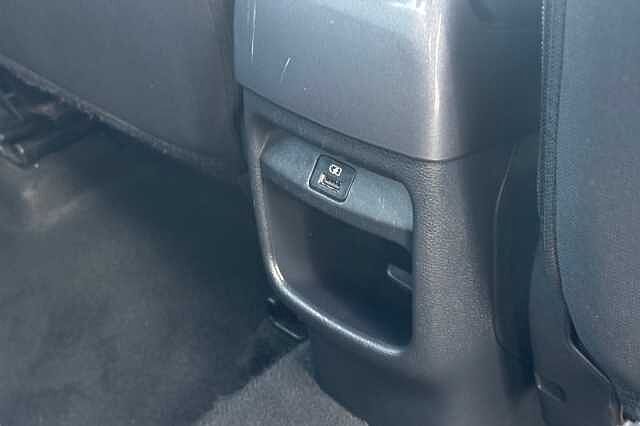 Nissan Juke 1.6 Hybrid N-Connecta 5dr Auto