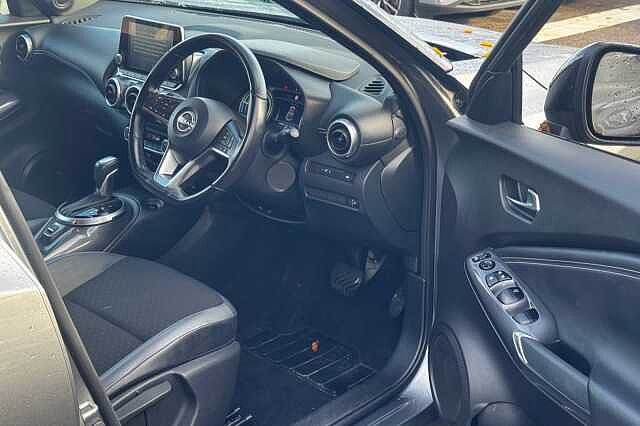 Nissan Juke 1.6 Hybrid N-Connecta 5dr Auto