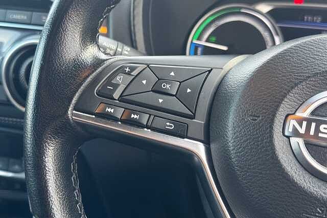 Nissan Juke 1.6 Hybrid N-Connecta 5dr Auto