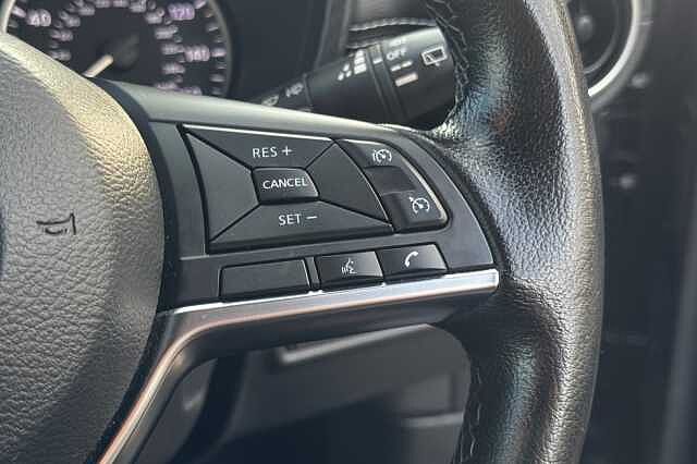 Nissan Juke 1.6 Hybrid N-Connecta 5dr Auto