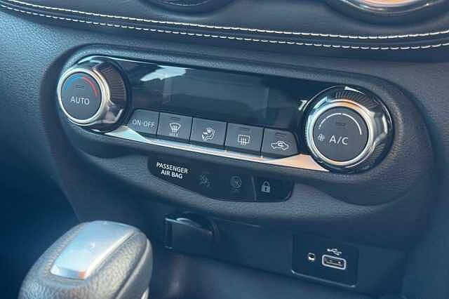 Nissan Juke 1.6 Hybrid N-Connecta 5dr Auto