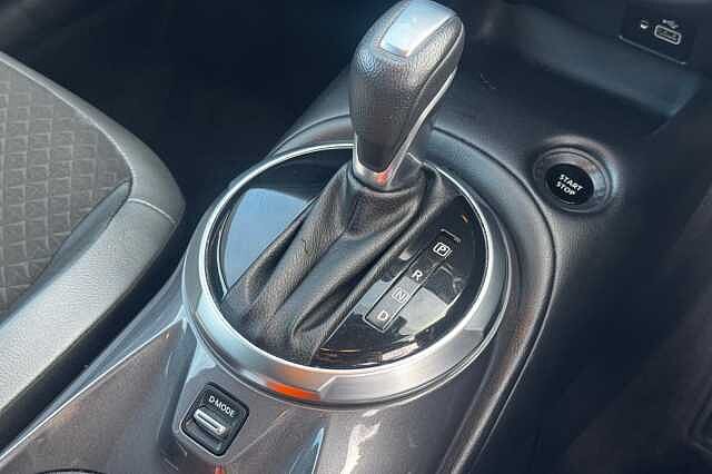 Nissan Juke 1.6 Hybrid N-Connecta 5dr Auto