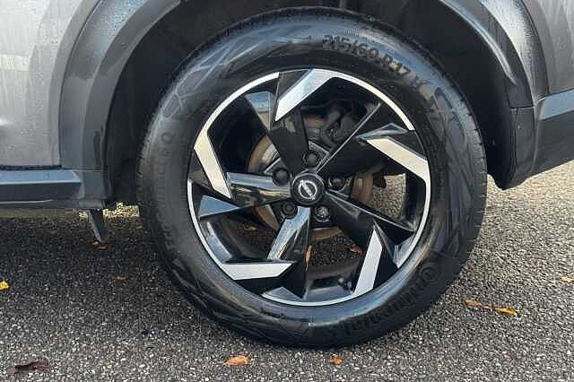 Nissan Juke 1.6 Hybrid N-Connecta 5dr Auto