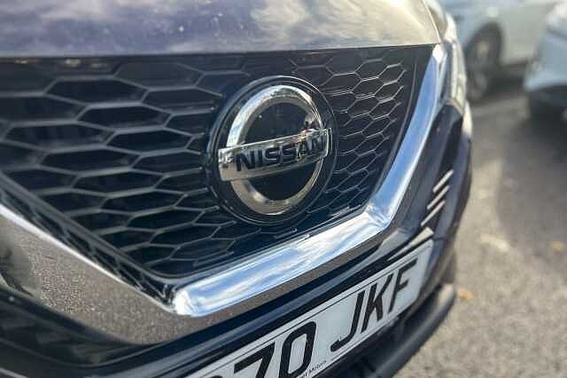 Nissan Qashqai 1.3 DiG-T 160 Acenta Premium 5dr DCT