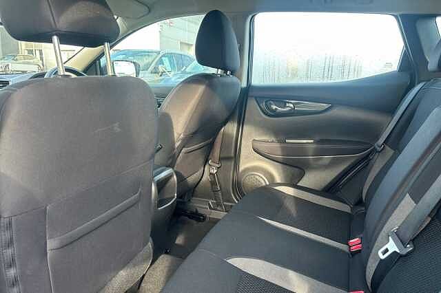 Nissan Qashqai 1.3 DiG-T 160 Acenta Premium 5dr DCT